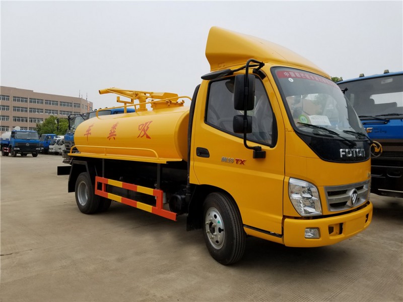 福田奧鈴5方吸糞車(chē)